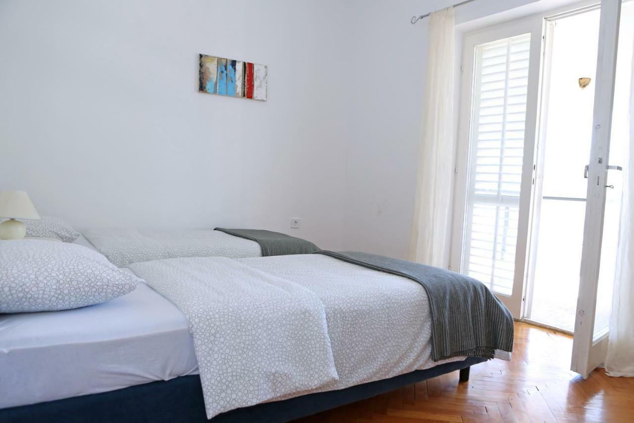Apartman Charlie Vrsi Luaran gambar