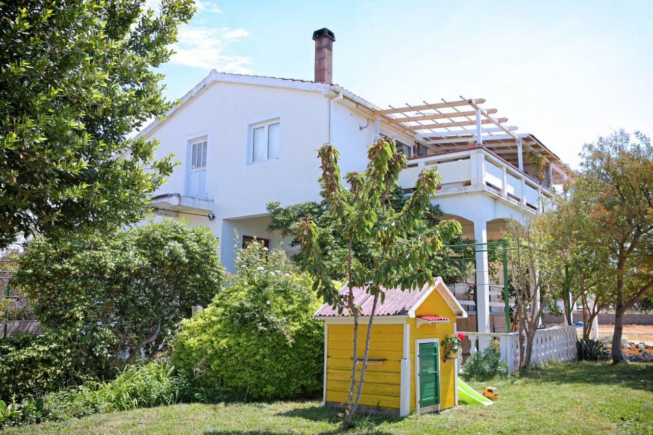 Apartman Charlie Vrsi Luaran gambar