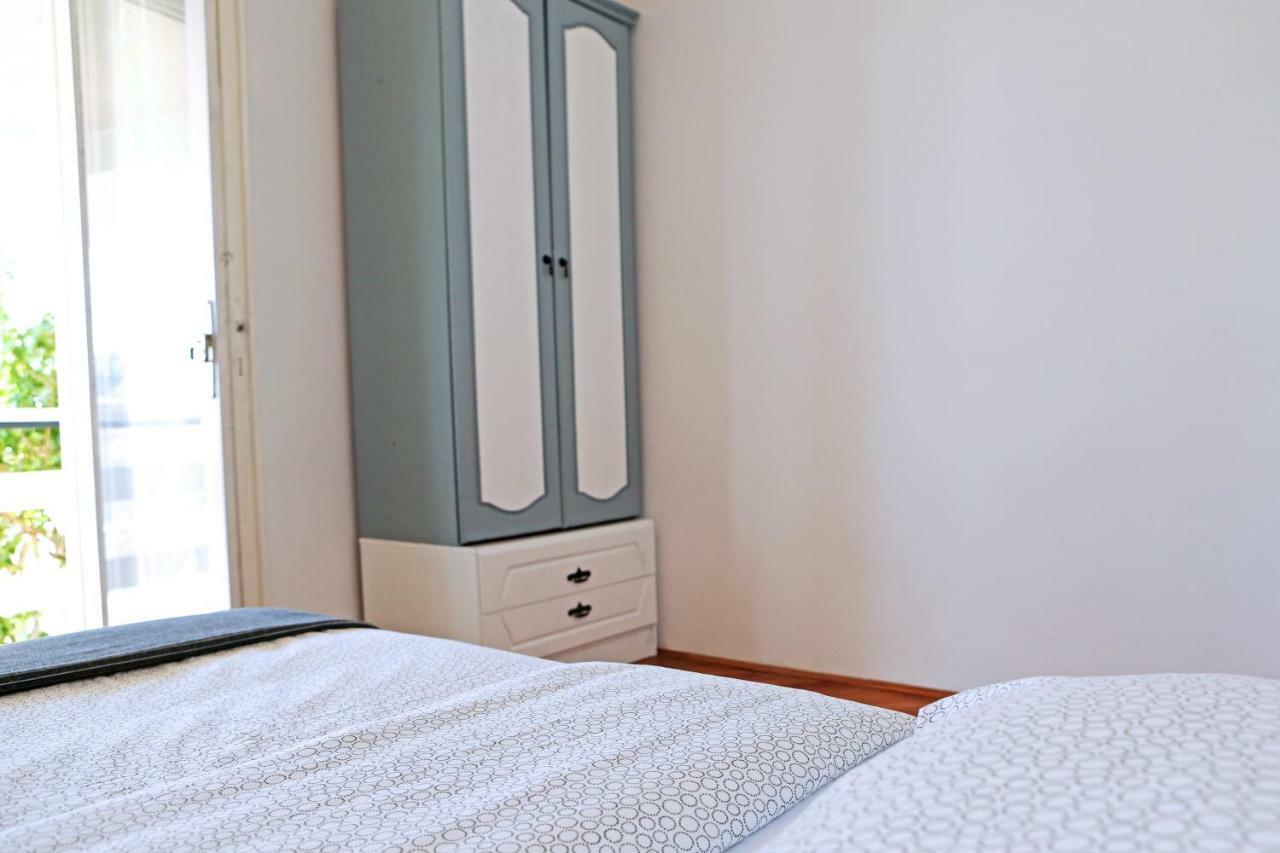 Apartman Charlie Vrsi Luaran gambar